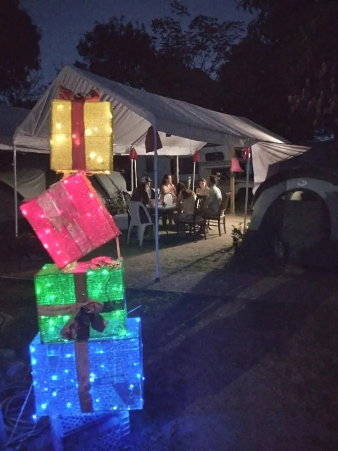 Inn Cozy Glamping Retreat: Biobay-Adjacent Family Getaway Hotel Vieques